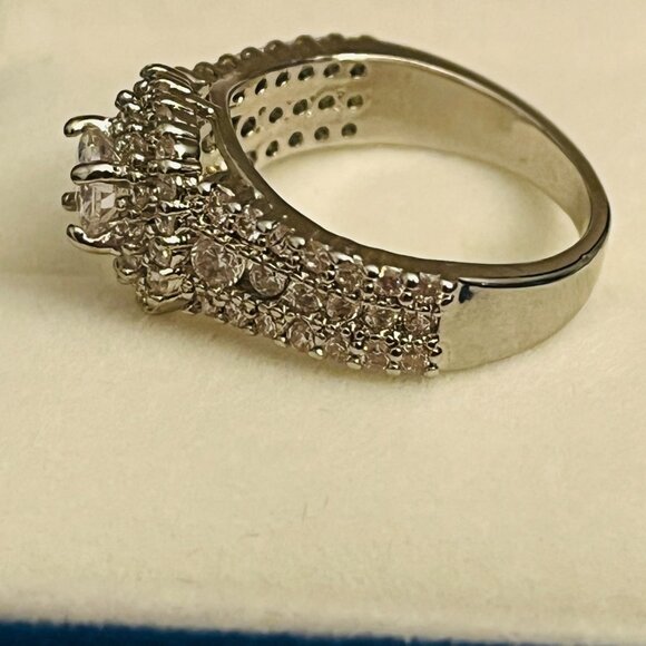 Sterling Silver 925 CZ Pave Cocktail Ring Size 6.5 with Blue Velvet Box - Picture 8 of 10